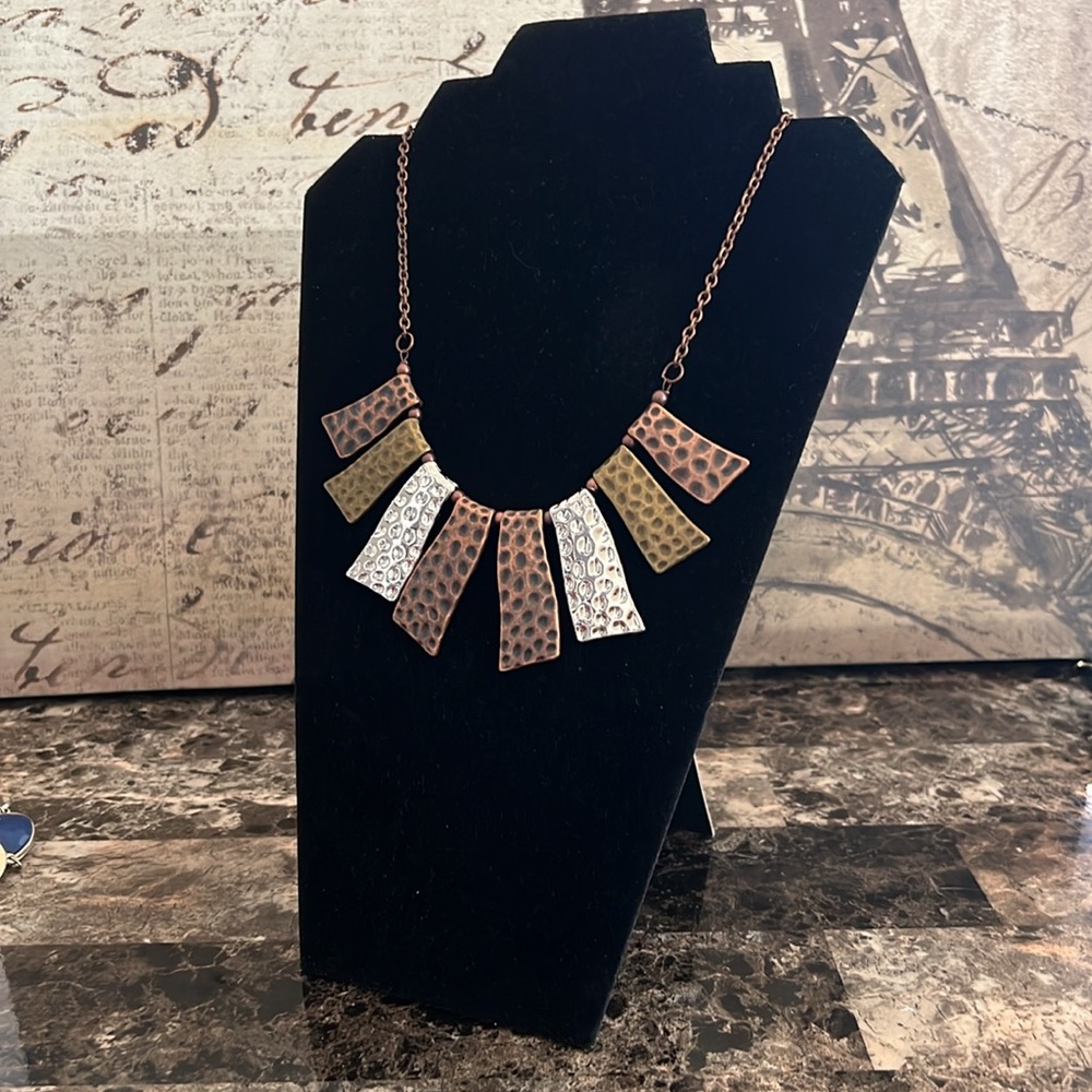 Elegant Multicolor Statement Necklace Euc - image 5